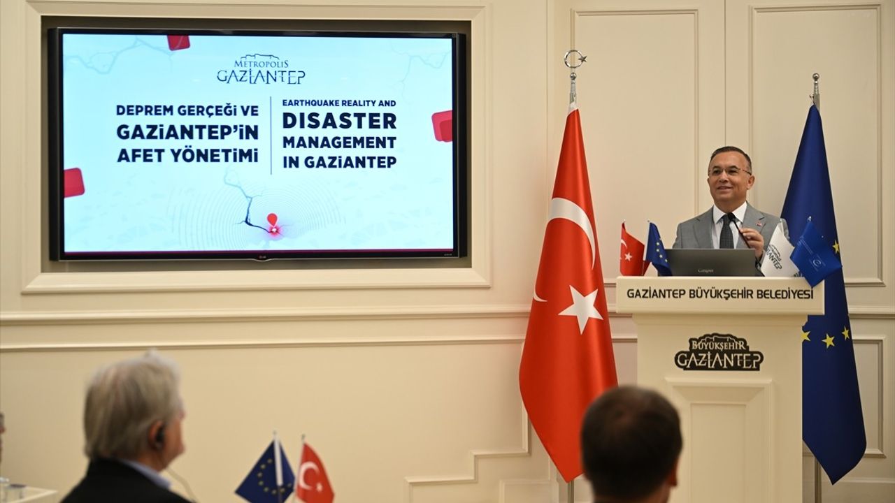Gaziantep’te “Deprem Gerçeği ve Afet Yönetimi” Toplantısı Düzenlendi