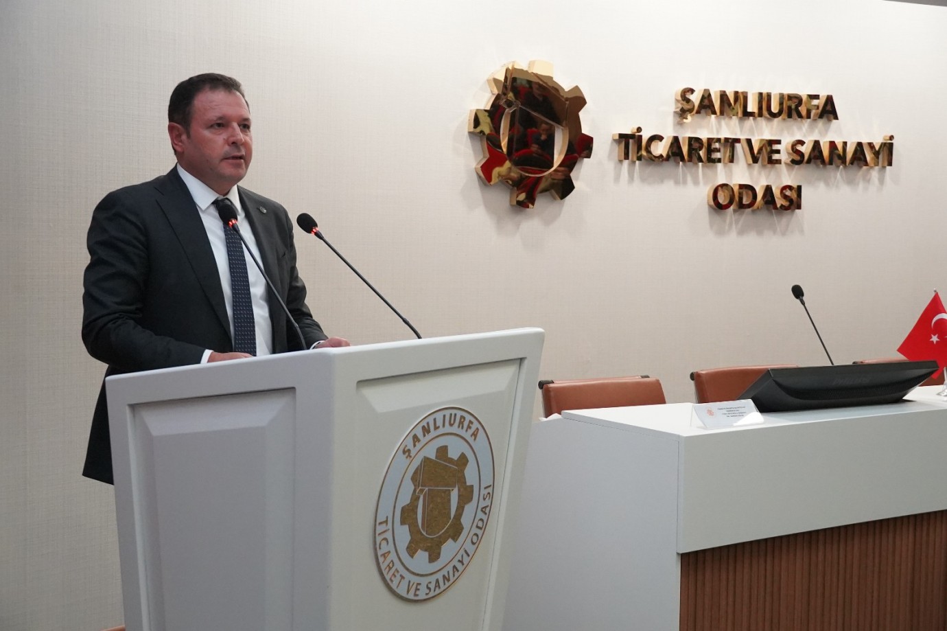 Doğu ve Güneydoğu Meslek Komiteleri Platformu Toplantısı ŞUTSO Ev Sahipliğinde Gerçekleştirildi