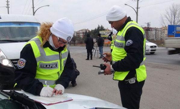 Mahkemeden emsal karar: Her polis trafik cezası kesemeyecek