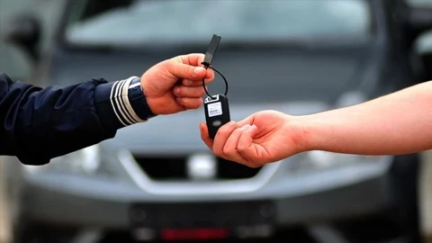 Ticaret'ten yetki belgesiz ikinci el ticarete 174 milyon TL ceza!