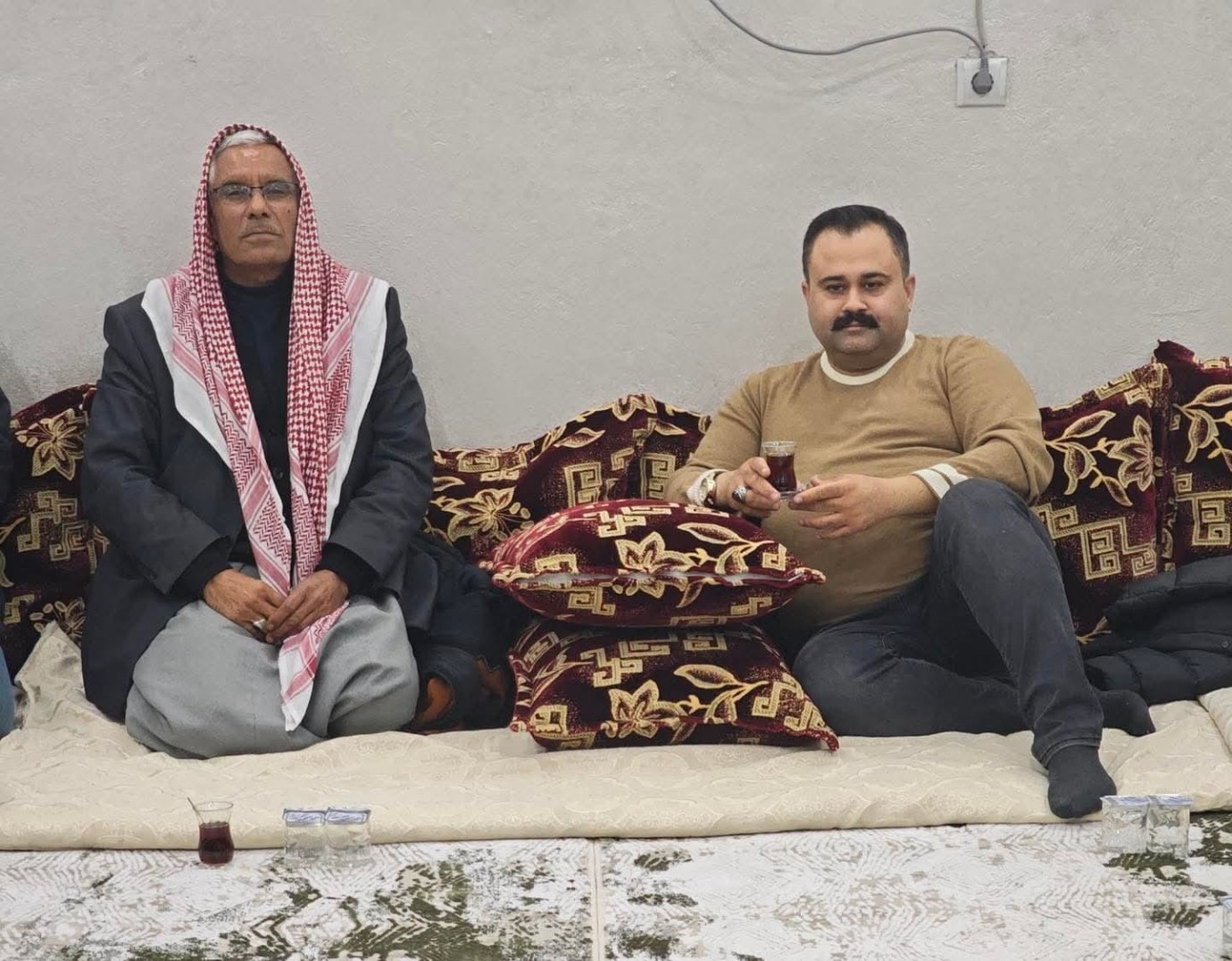 Eş Başkan Serhat Dicle İnan İftar Sonrası Vatandaş Ziyaretlerine Devam Ediyor