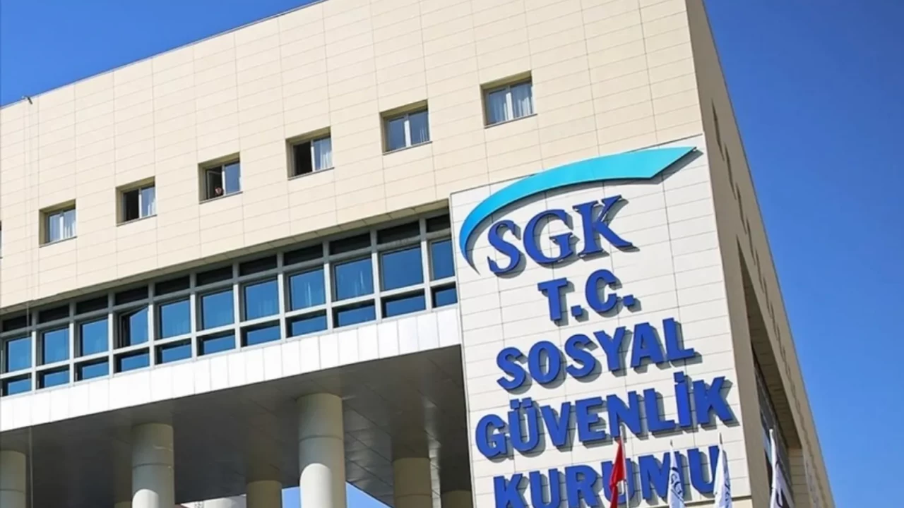 SGK: Emeklilik İptal Sayısı Hakkında İddialar Gerçeği Yansıtmıyor