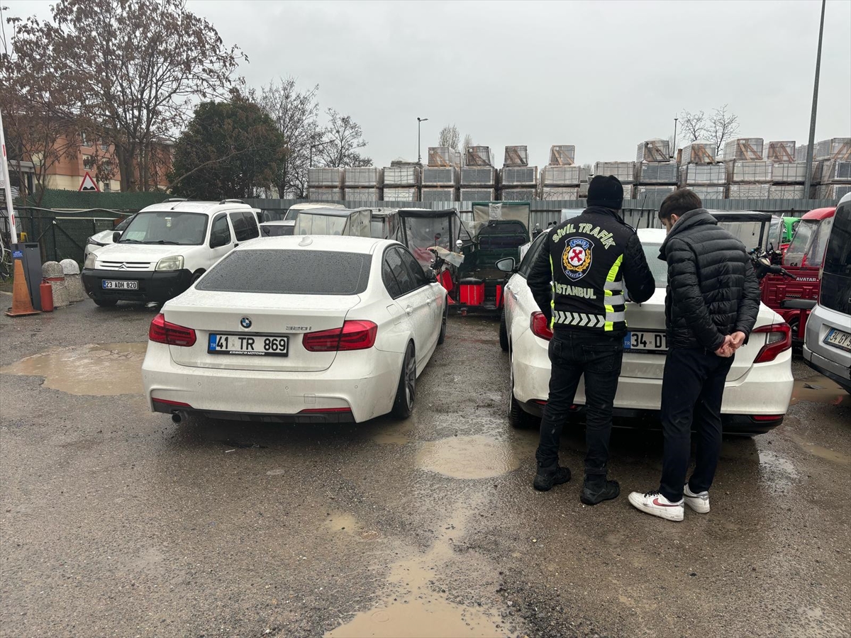 İstanbul’da drift terörü! 2 sürücü yakalandı, ehliyetlerine el konuldu