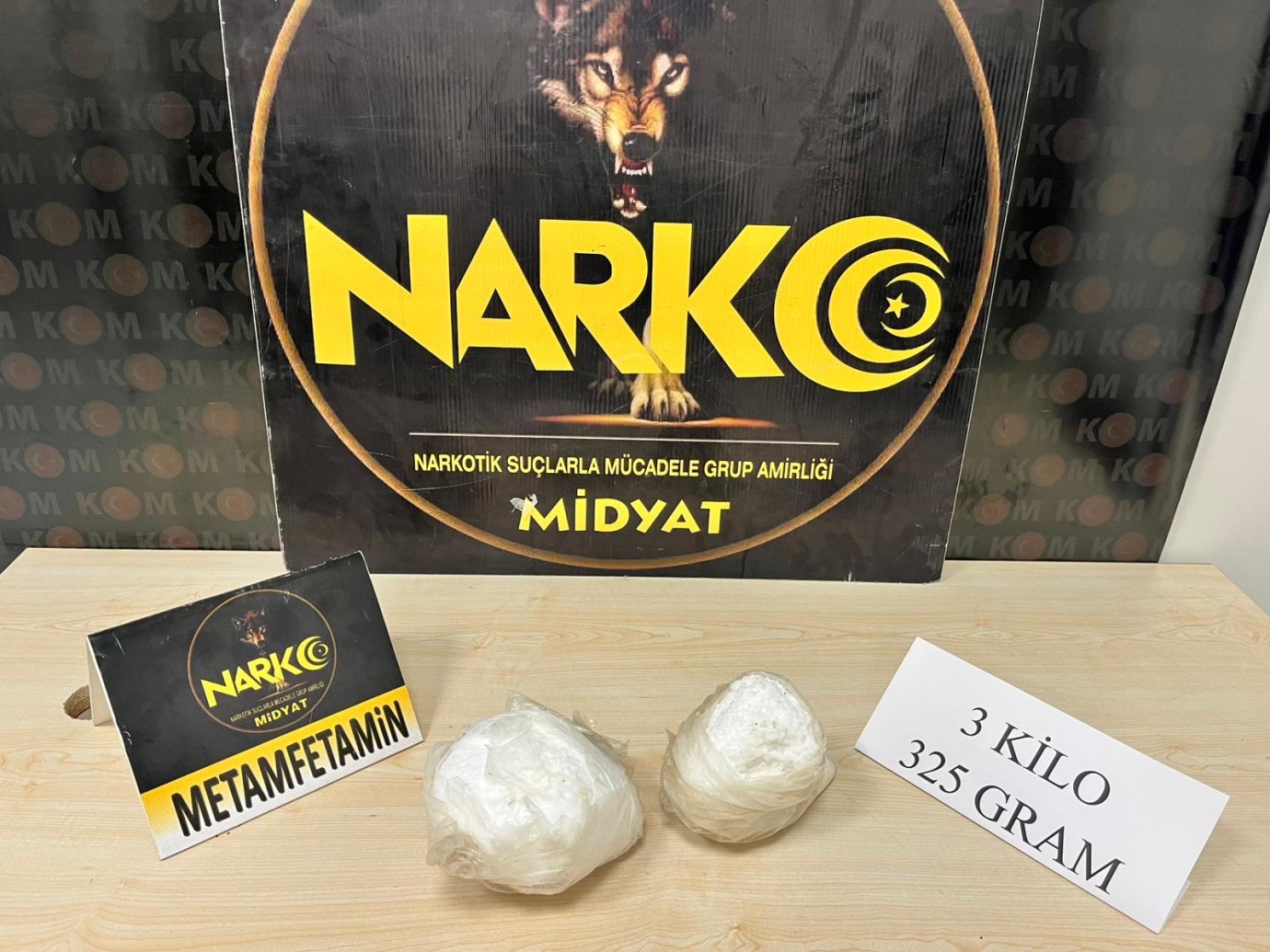 Mardin Emniyetinden Zehir Tacirlerine Büyük Darbe: 3 Kilo 325 Gram Metamfetamin Ele Geçirildi.