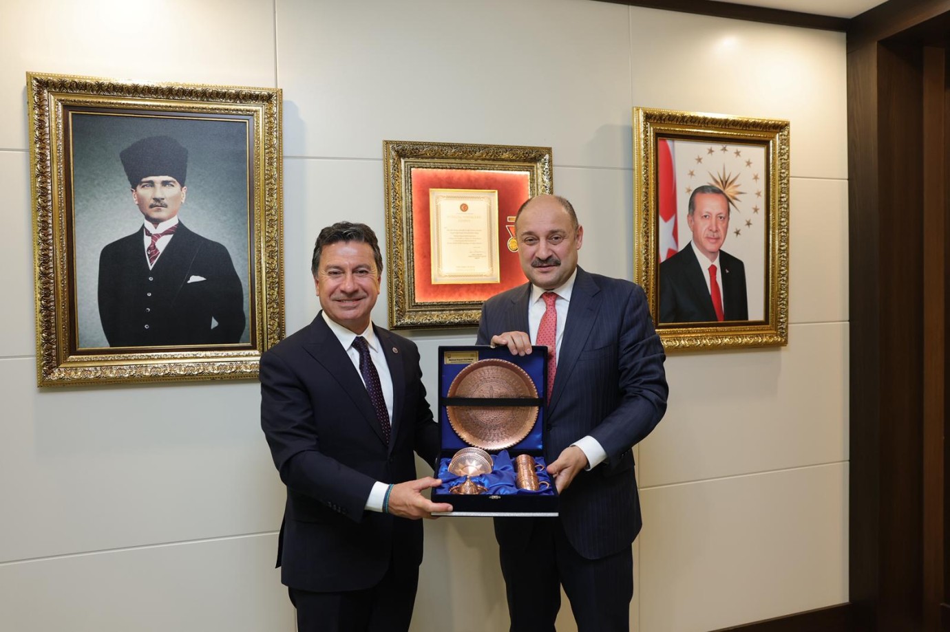 BAŞKAN GÜLPINAR: “ŞANLIURFA MİSAFİRPERVERLİĞİNİ GÖSTERECEK”