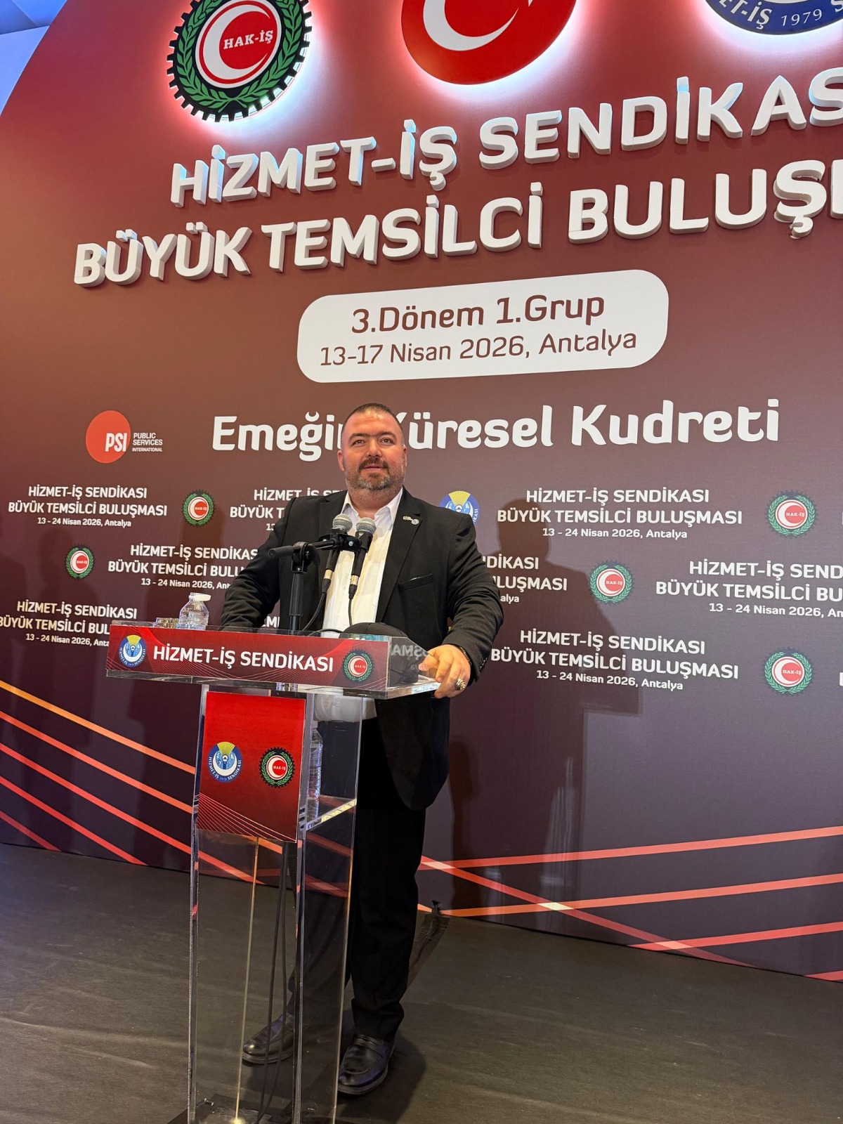 AHMET HOŞAF’TAN 1 MAYIS MESAJI: “EMEK, GÖNÜLE YAZILAN NASİPTİR”