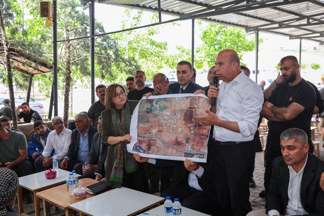 BAŞKAN ŞAHİN, KURBAN BAYRAMI ÖNCESİ BESİ OSB’DE İNCELEMELERDE BULUNDU   