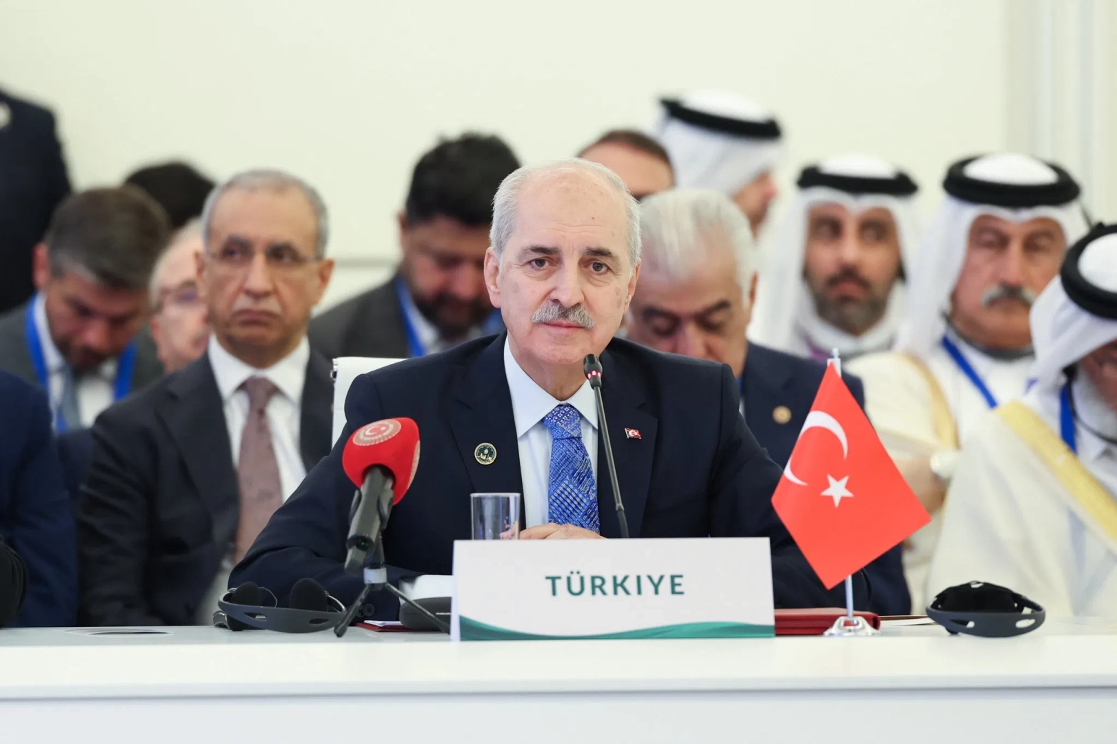 Numan Kurtulmuş Bakü’de İSİPAB Konferansına Katıldı