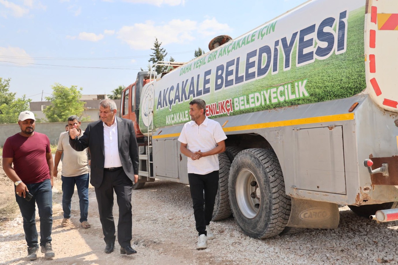 BAŞKAN ABDULHAKİM AYHAN: “AKÇAKALE’Yİ ADETA BİR ŞANTİYE ALANINA ÇEVİRECEĞİZ.”