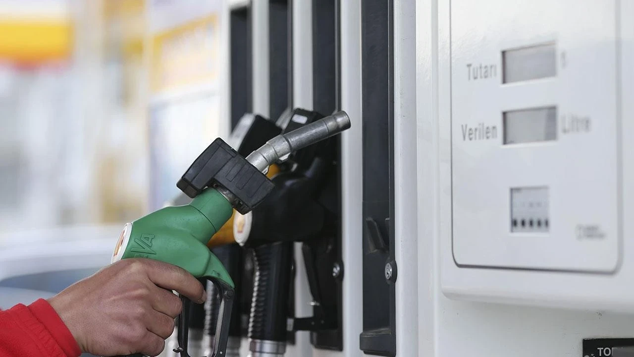 Benzinde ÖTV Tutarları Yeniden Belirlendi