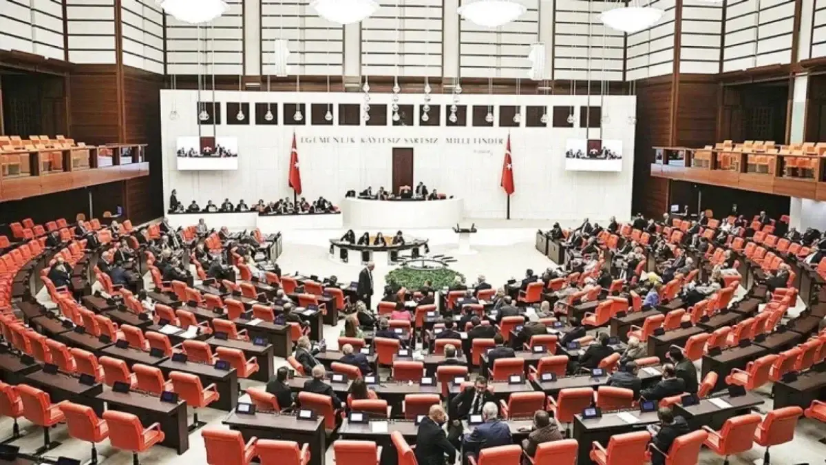 TBMM 51 Günlük Aranın Ardından Yeniden Toplanıyor