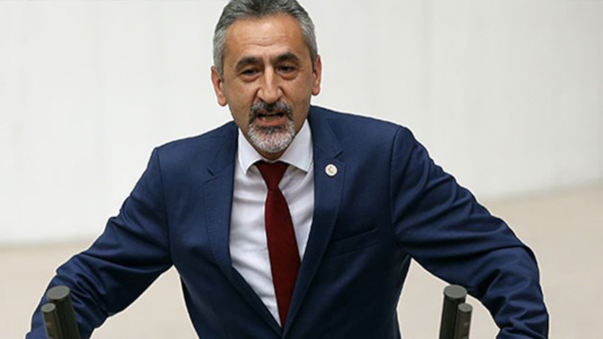 CHP'li milletvekili yaptığı kırtasiye alışverişini anlattı: İki çocuklu bir ailenin eğitim masrafı en az 5 bin lira