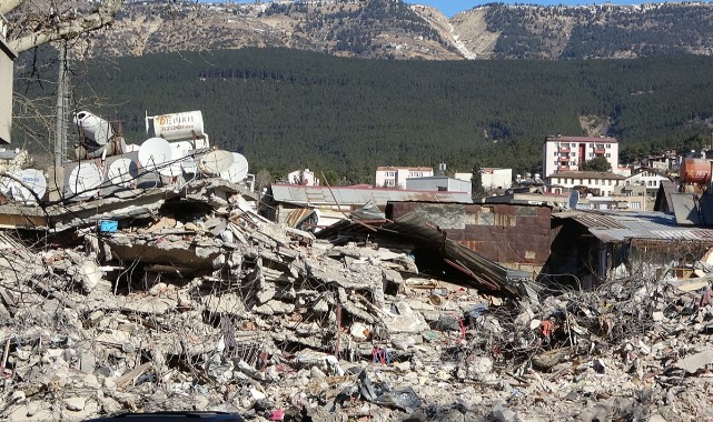 Deprem hasarının maliyetinin 34 milyar doları aşması bekleniyor