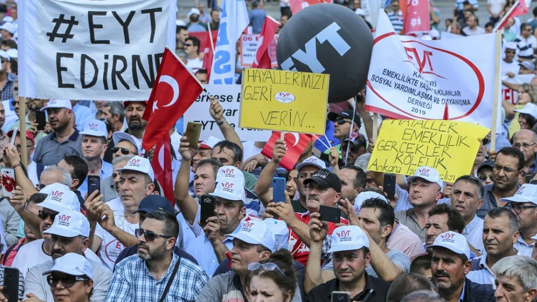  İlk maaş ne zaman?