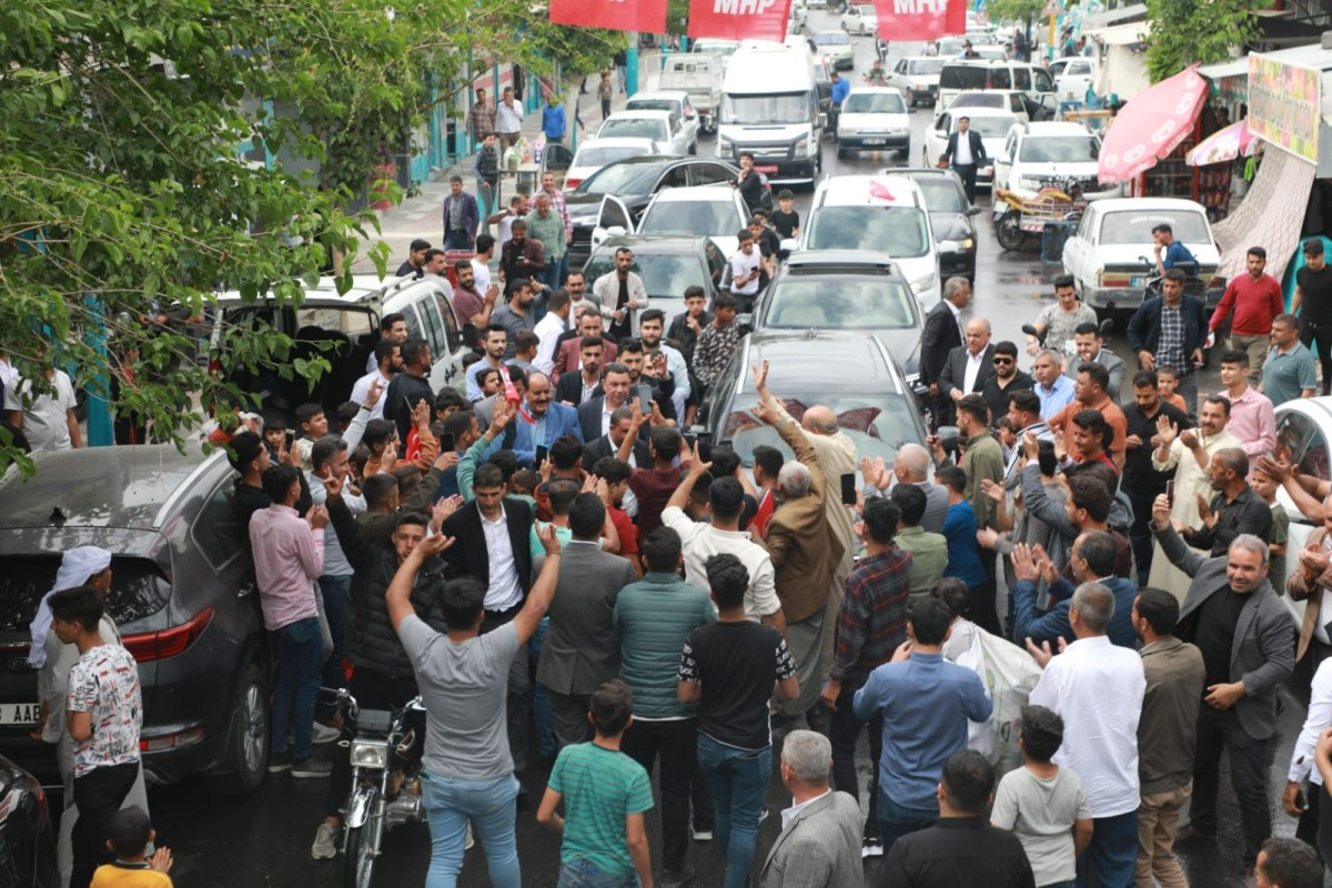 Akçakale’de Hubeti aşireti MHP’ye katıldı!