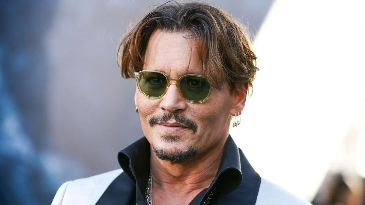 Johnny Depp'ten 20 milyon dolarlık tarihi anlaşma