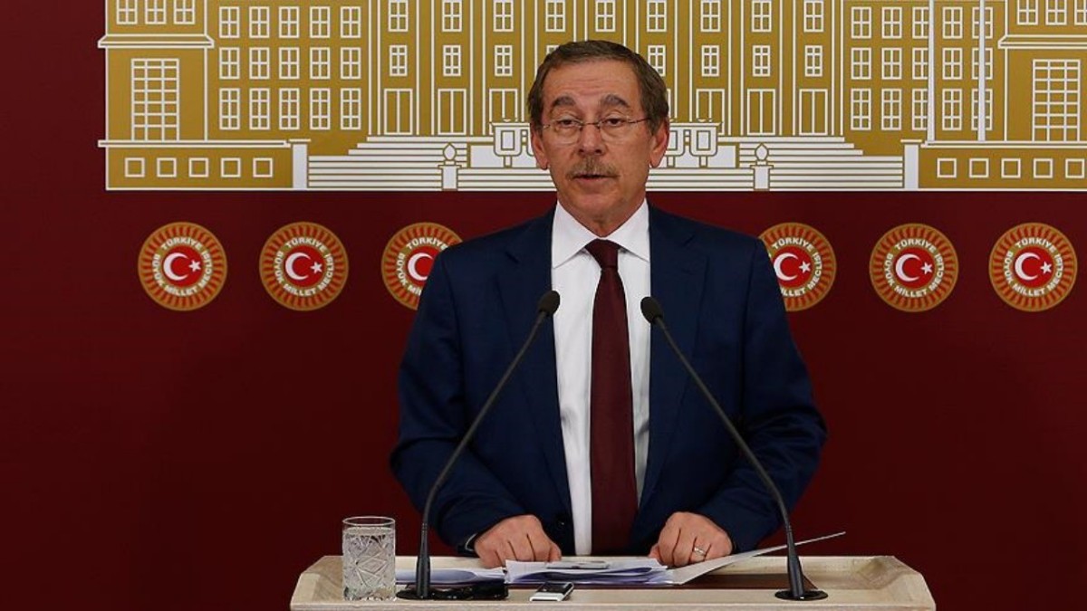 Abdüllatif Şener: Sinan Oğan'a oy verdim...