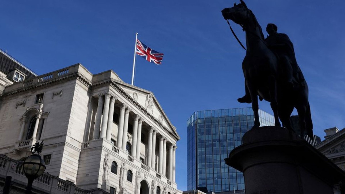 İngiltere'de kamu borcu GSYİH'yi aştı