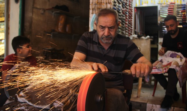 Şanlıurfa'da bıçakçılarda Kurban Bayramı yoğunluğu