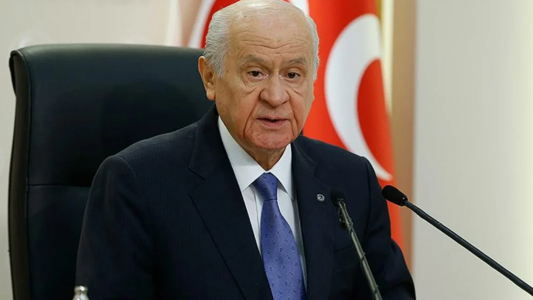 MHP lideri Bahçeli'den bayram mesajı: Küsler barışıp kucaklaşsın