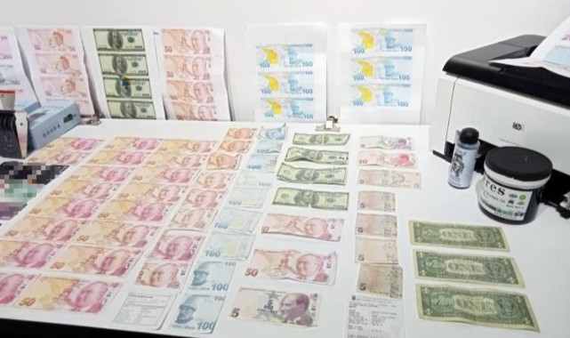 Sahte banknotları ATM'de gerçeğiyle değiştiren kalpazan yakalandı