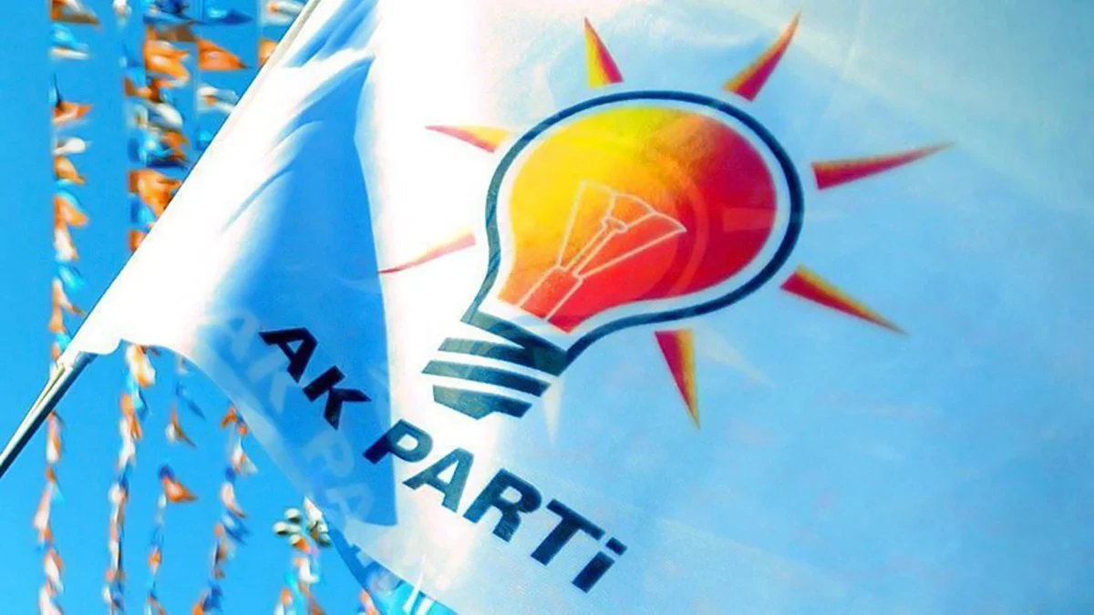 Samsun'da AK Parti'nin 3 ilçe başkanı istifa etti