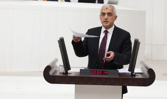 Gergerlioğlu, çift maaş alan AK Partilileri açıkladı