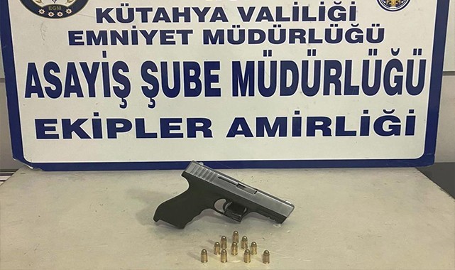 Kütahya'da şahsın üzerinde ruhsatsız tabanca yakalandı