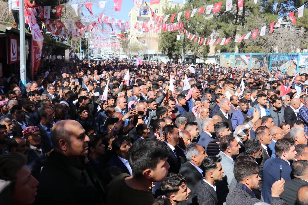 Akçakale'de Başkan Mehmet Yalçınkaya'dan Gövde Gösterisi...