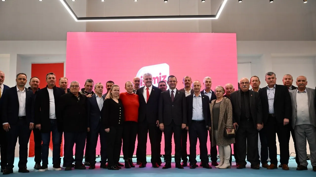 Özgür Özel: En düşük emekli maaşı 25 bin lira olmalı...