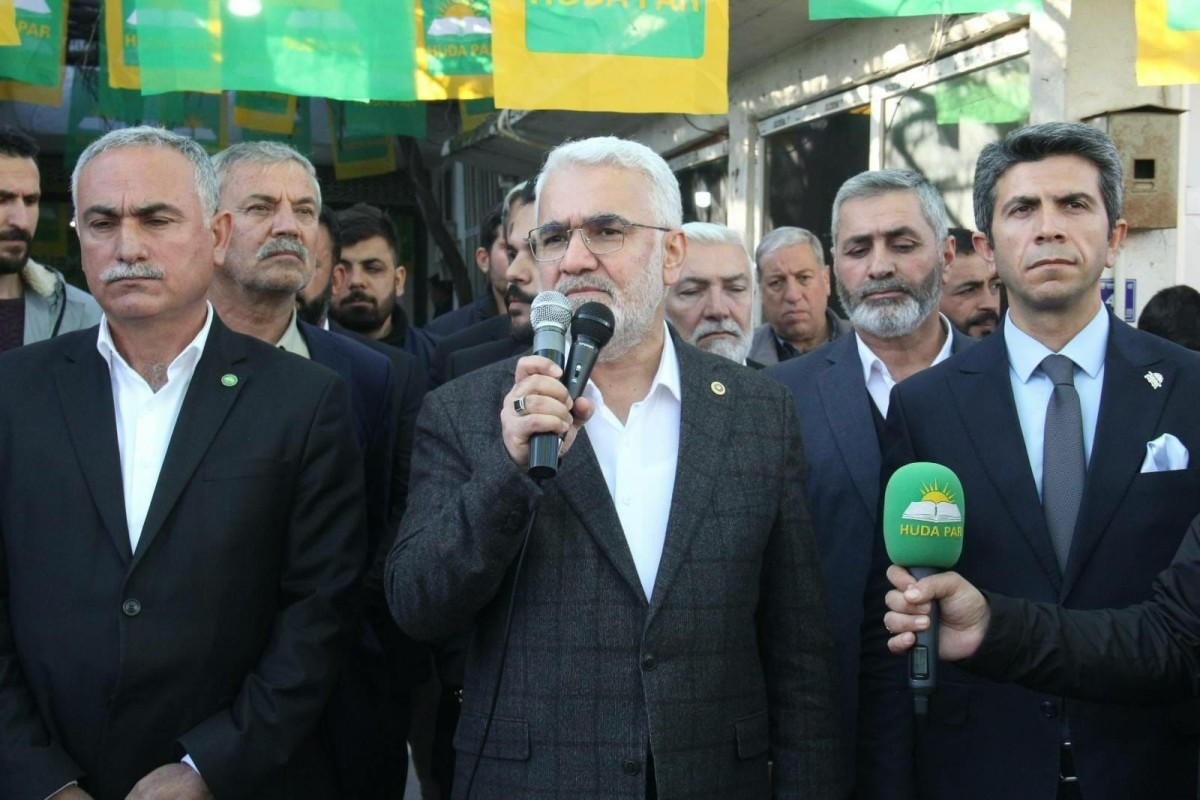 Yapıcıoğlu: Bizler memlekete hizmet etmek için varız