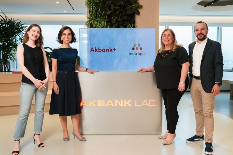 Akbank, 400 bin dolarlık yatırım ile Akbanklıların girişim fikrine destek veriyor