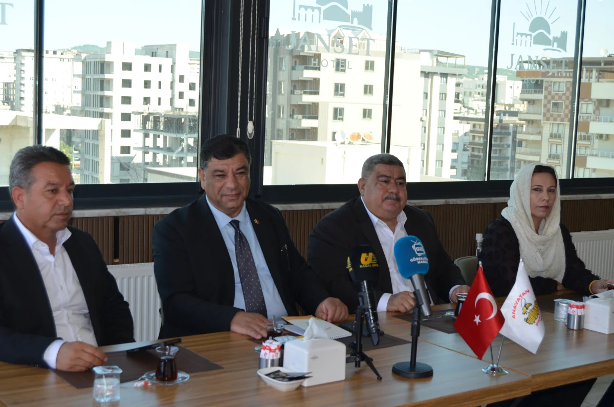 Şanlıurfa'da Halil Aslan Öncülüğünde Muhtarlar Günü Kahvaltısı