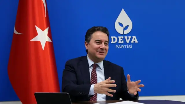 Babacan, Bursa'dan ekonomi ve politika sorunlarını değerlendirdi... Kalıcı barış diplomasiden geçiyor