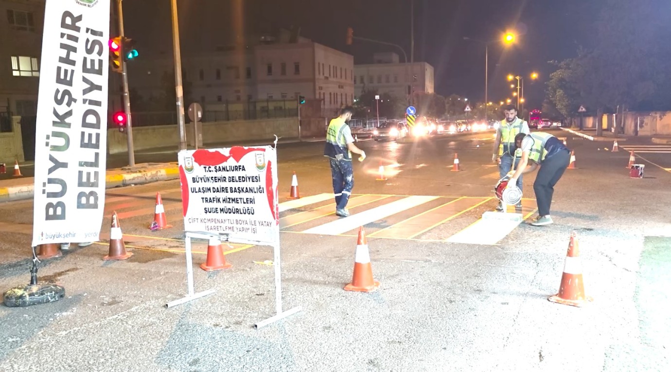 ŞANLIURFA'DA TRAFİK GÜVENLİĞİ İÇİN GECE GÜNDÜZ MESAİ