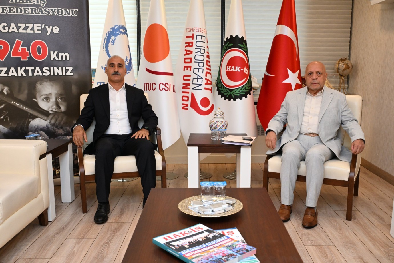 Hak-İş Şanlıurfa İl Başkanı Eyyüpoğlu’ndan Genel Başkan Mahmut Arslan’a Ziyaret